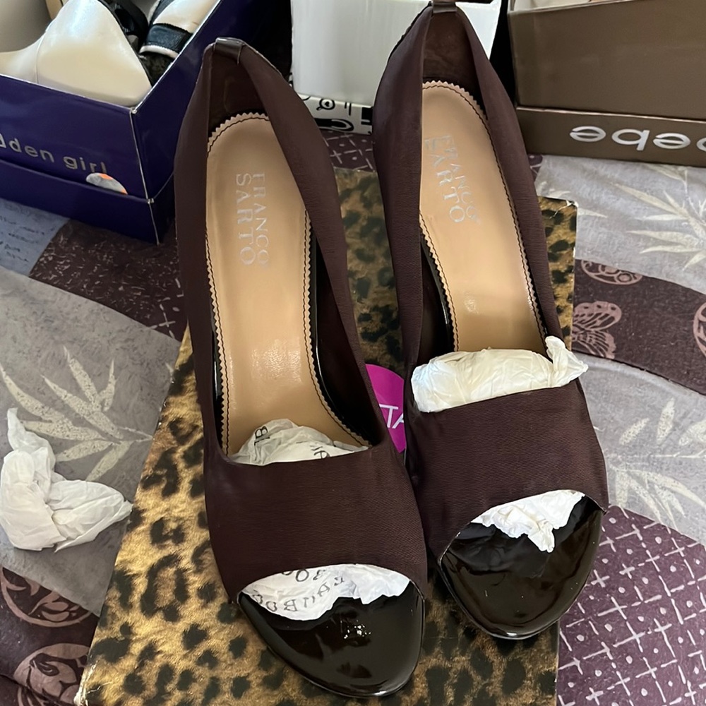 Franco Sarto Brown 3 inch lace material with patent leather.